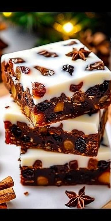 Festive Christmas Fruitcake Traybake 4 Festive Christmas Fruitcake Traybake: A Holiday Delight