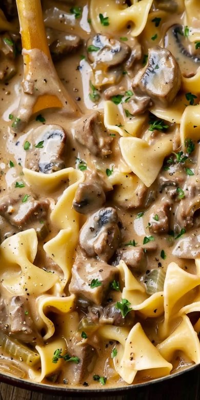 Slow Cooker Beef Stroganoff