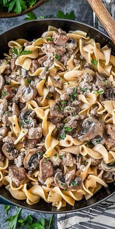 Easy Ground Beef Stroganoff