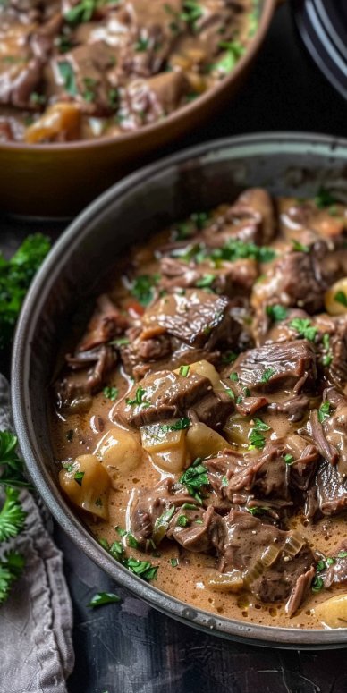 Slow Cooker Beef Stroganoff 6 Slow Cooker Beef Stroganoff