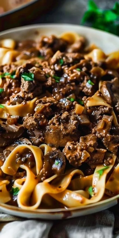 Delicious Hamburger Stroganoff with ground beef in creamy sauce