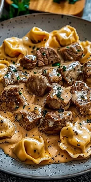 Cracked Garlic Steak Tortellini in Creamhouse Sauce Bliss