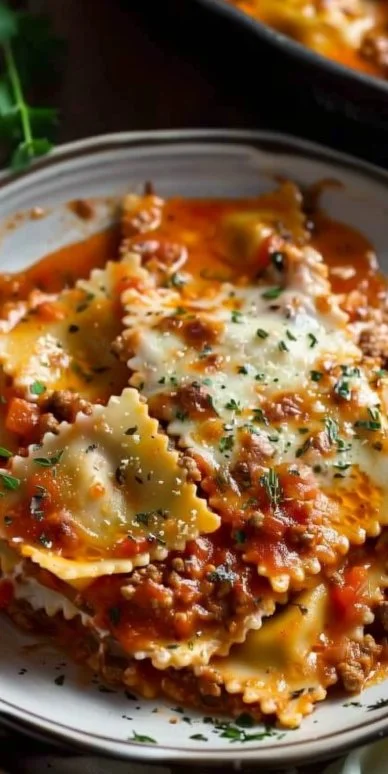 Crockpot Ravioli Lasagna: A Hands-Off, Flavor-Packed Comfort Food Masterpiece