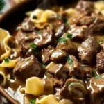 Delicious Slow Cooker Beef Stroganoff for Easy Weeknight Meals 7 delicious slow cooker beef stroganoff for easy wee 2026 01 06 190711 1
