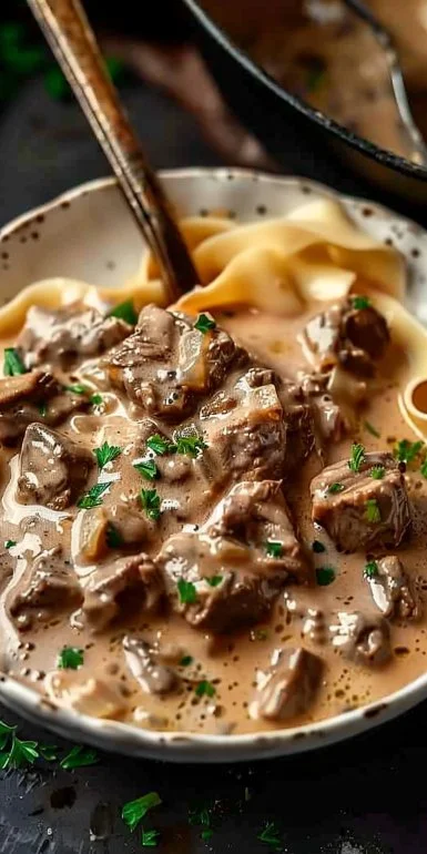 Slow Cooker Beef Stroganoff
