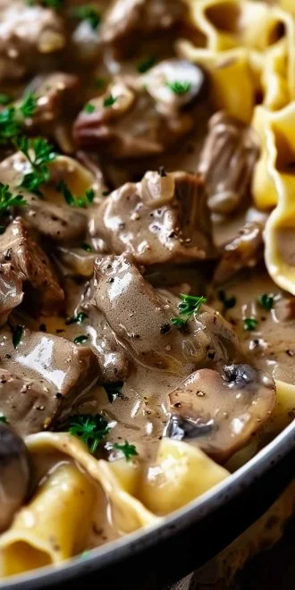 Slow Cooker Beef Stroganoff