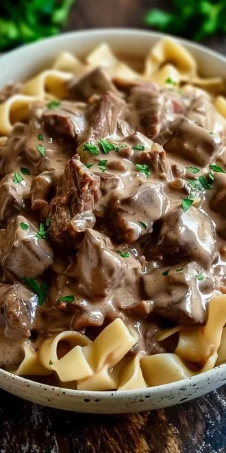 Slow-Cooker Beef Stroganoff