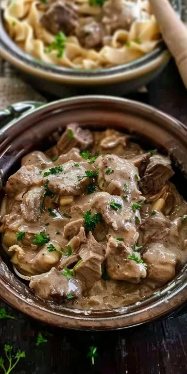 Slow Cooker Creamy Beef Stroganoff Recipe